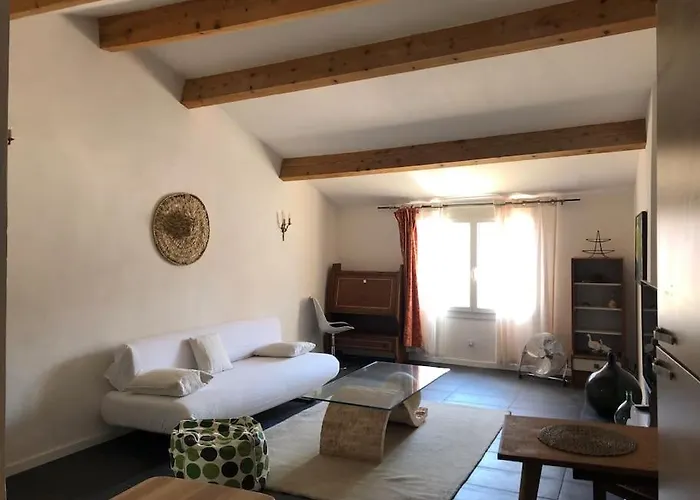 Appartement Avec Terrasse.